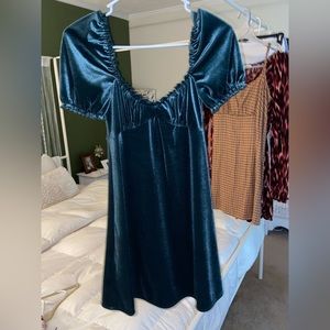 Short/Short sleeved Dress